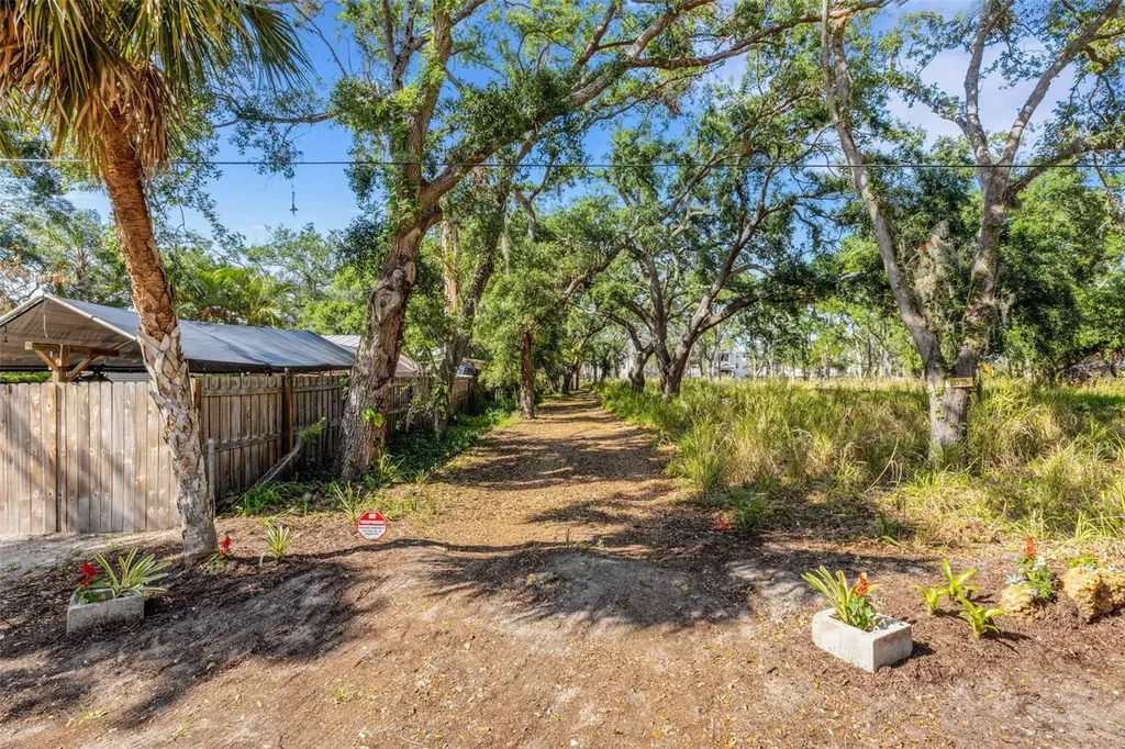 3235 51st Street Sarasota FL 34235