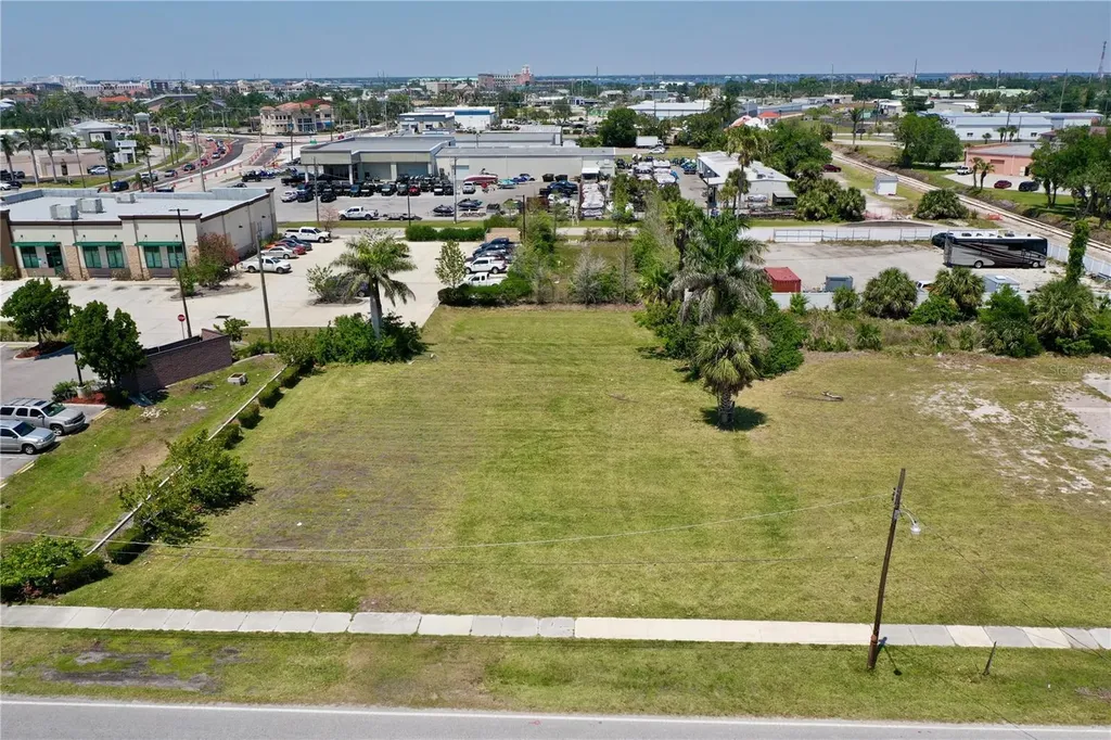 122 E Mckenzie Street Punta Gorda FL 33950