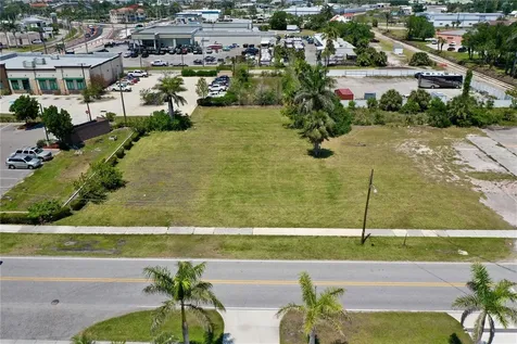 122 E Mckenzie Street Punta Gorda FL 33950