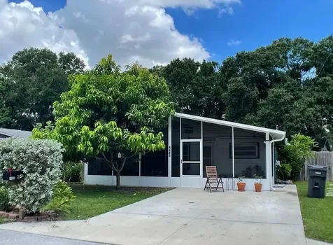 4485 49th Avenue N St Petersburg FL 33714