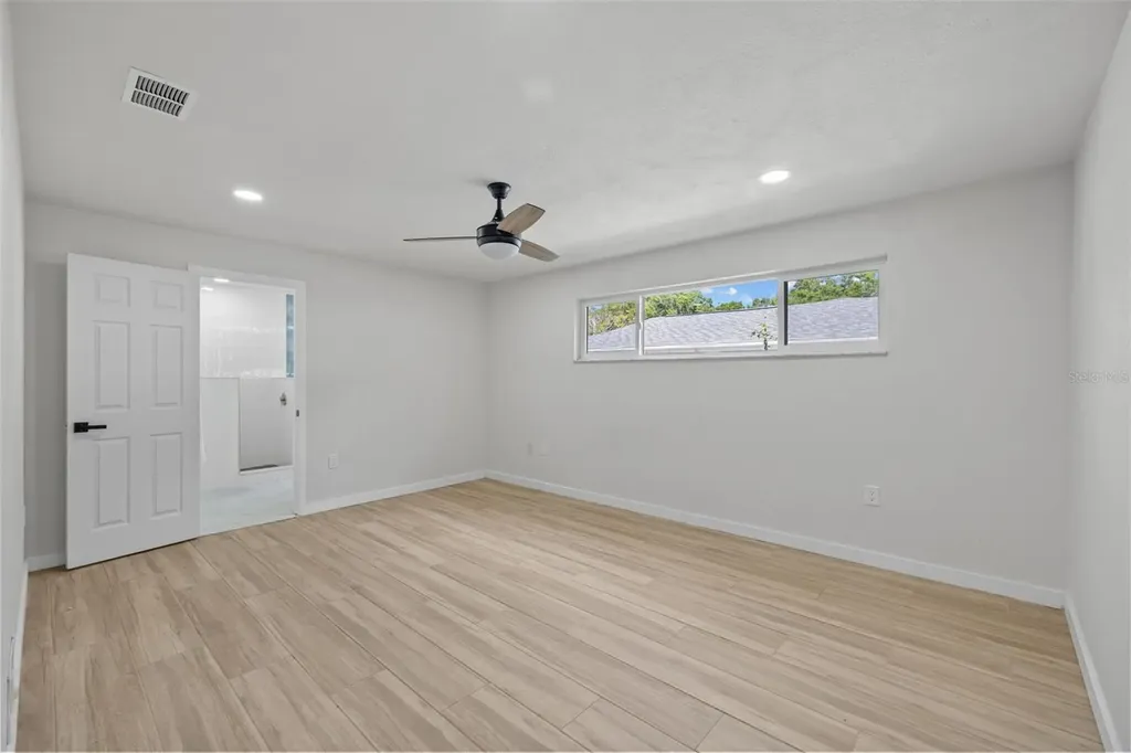 1905 Oro Court Clearwater FL 33764