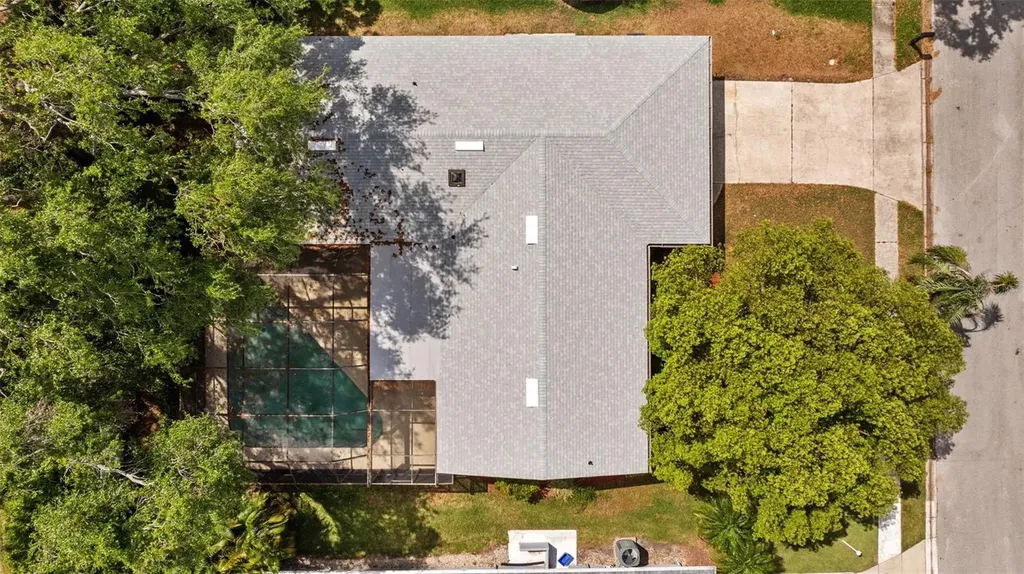 1905 Oro Court Clearwater FL 33764