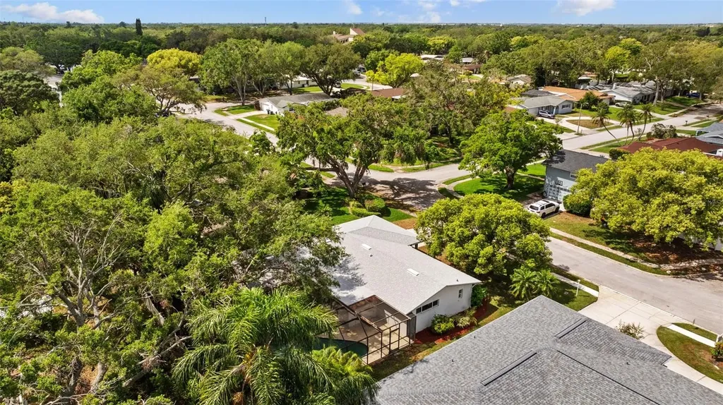 1905 Oro Court Clearwater FL 33764