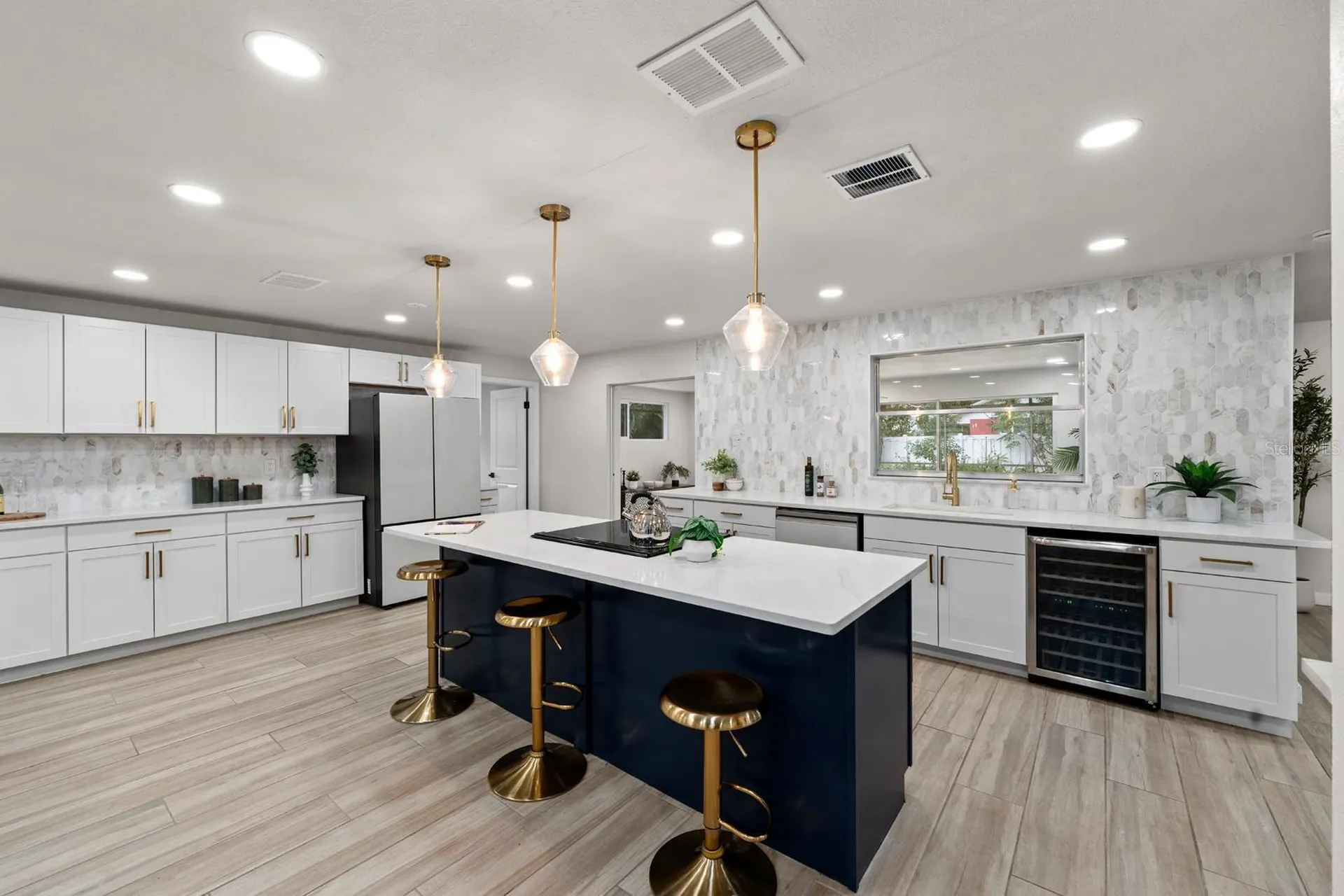 1905 Oro Court Clearwater FL 33764