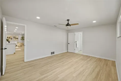 1905 Oro Court Clearwater FL 33764