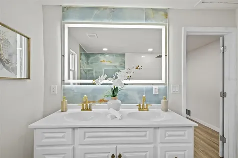 1905 Oro Court Clearwater FL 33764