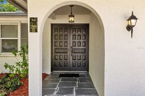 1905 Oro Court Clearwater FL 33764