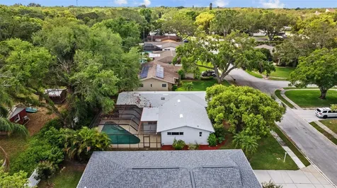 1905 Oro Court Clearwater FL 33764