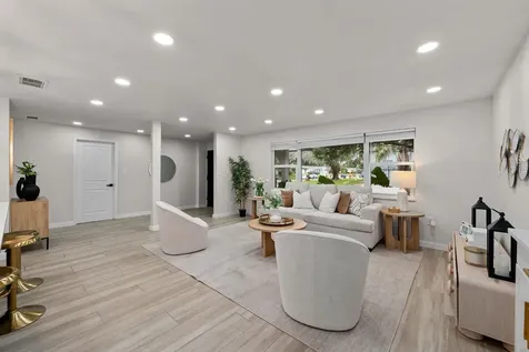 1905 Oro Court Clearwater FL 33764