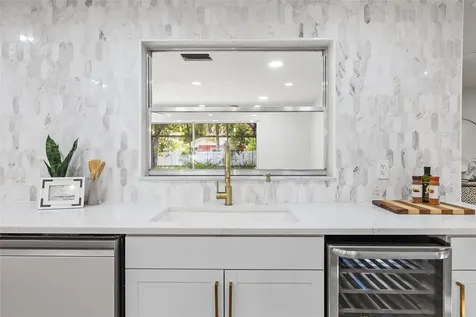 1905 Oro Court Clearwater FL 33764