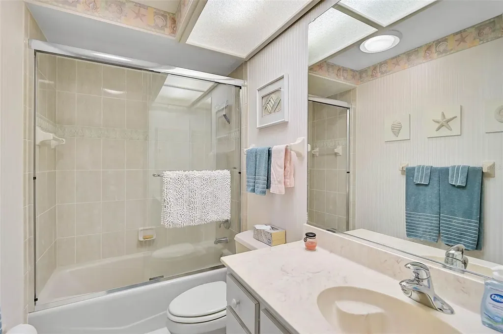 4360 Presidential Avenue Circle E Bradenton FL 34203