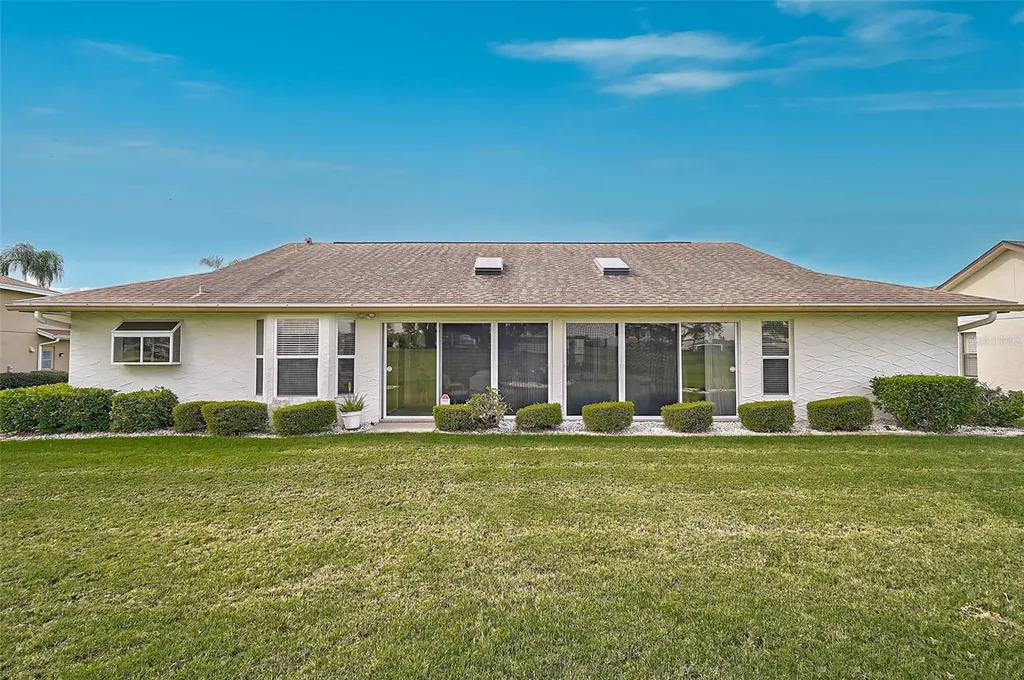 4360 Presidential Avenue Circle E Bradenton FL 34203