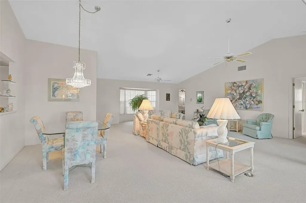 4360 Presidential Avenue Circle E Bradenton FL 34203