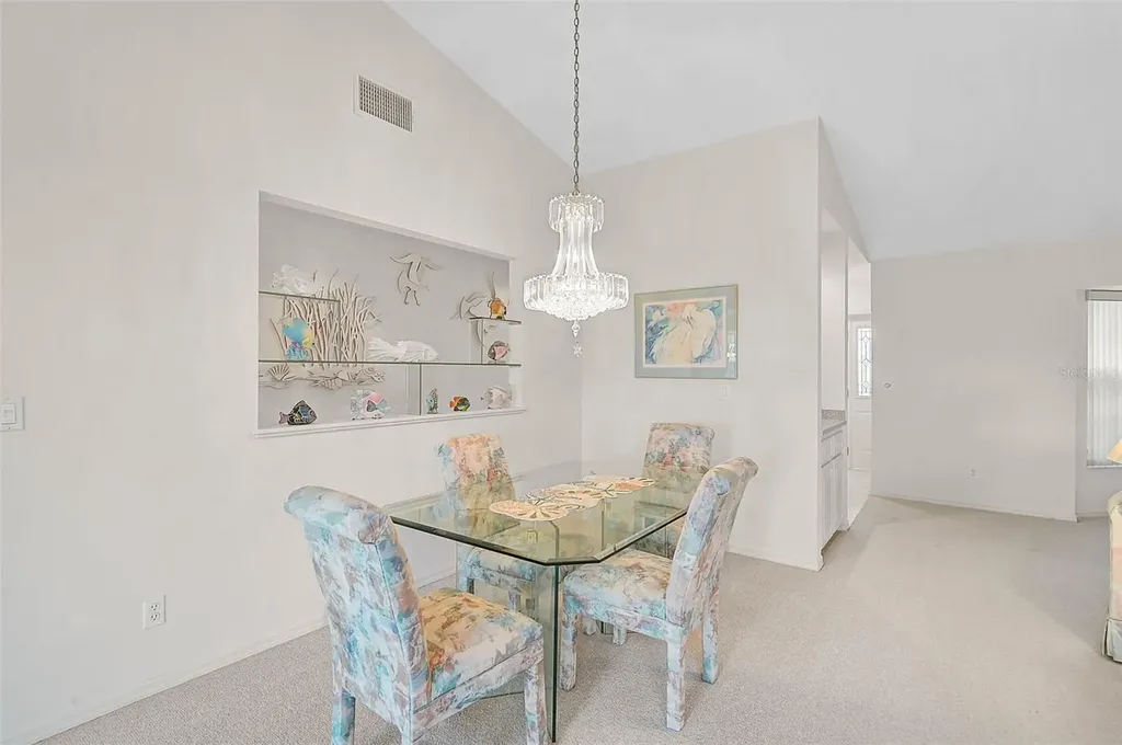 4360 Presidential Avenue Circle E Bradenton FL 34203