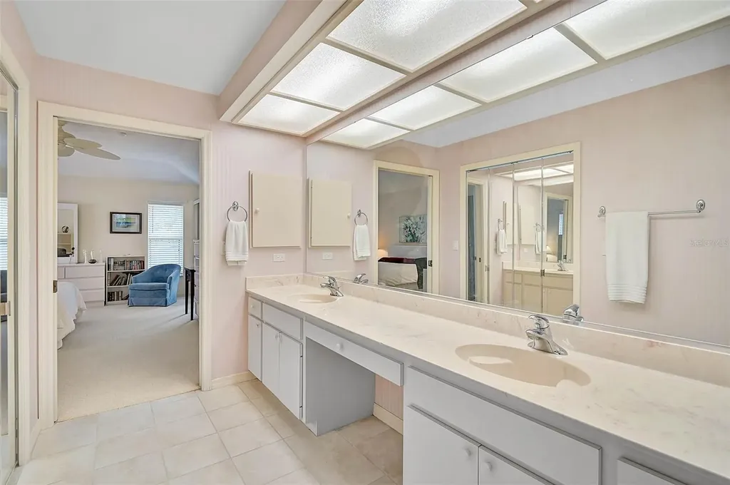 4360 Presidential Avenue Circle E Bradenton FL 34203