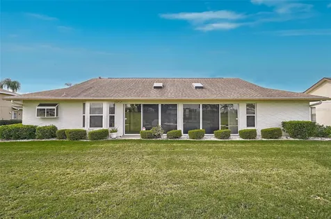 4360 Presidential Avenue Circle E Bradenton FL 34203