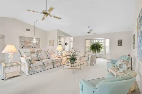 4360 Presidential Avenue Circle E Bradenton FL 34203