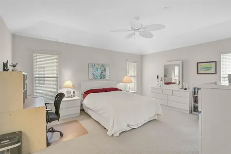 4360 Presidential Avenue Circle E Bradenton FL 34203