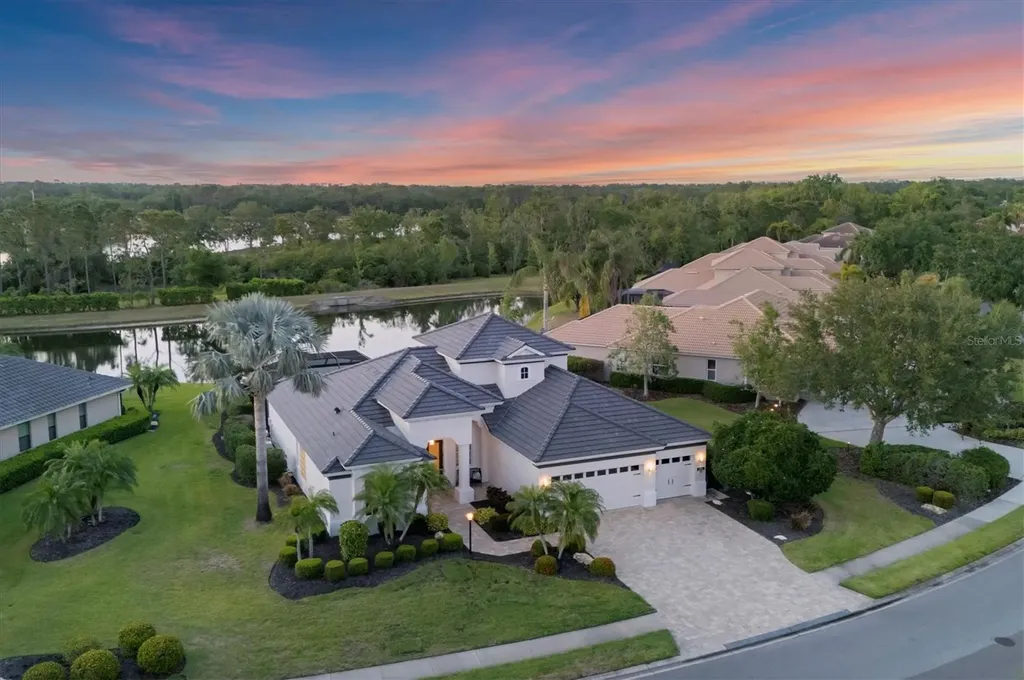 7034 Honeysuckle Trail Lakewood Ranch FL 34202