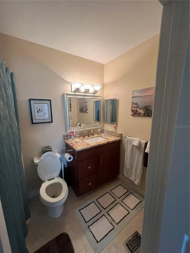 850 S Tamiami Trail Sarasota FL 34236