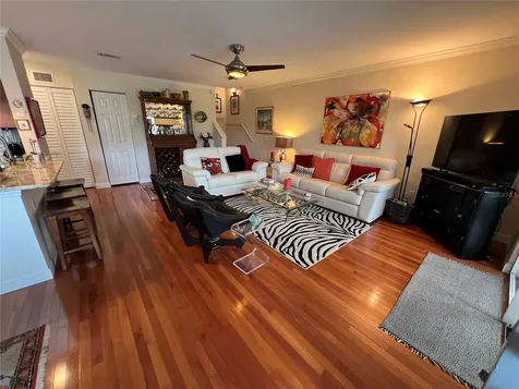 850 S Tamiami Trail Sarasota FL 34236