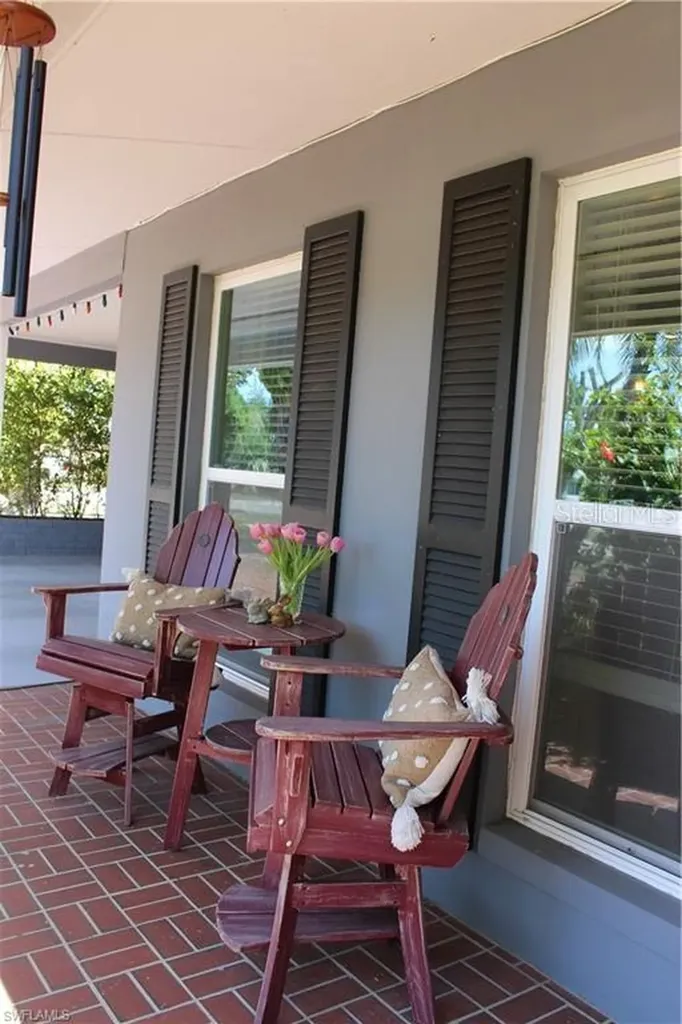 1605 Oakley Avenue Fort Myers FL 33901