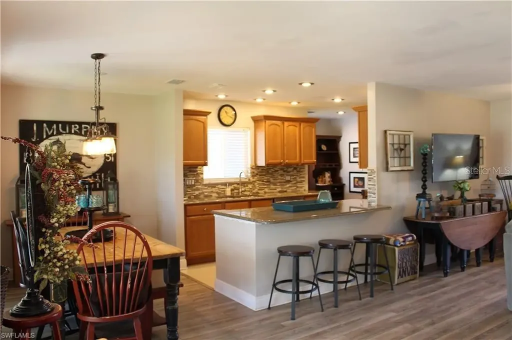 1605 Oakley Avenue Fort Myers FL 33901