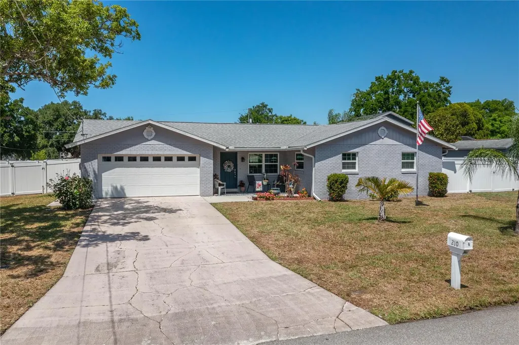 210 Citrus Drive Winter Haven FL 33884