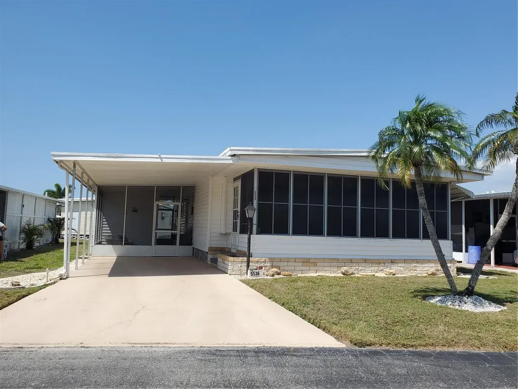 5536 Denmark Drive Bradenton FL 34207