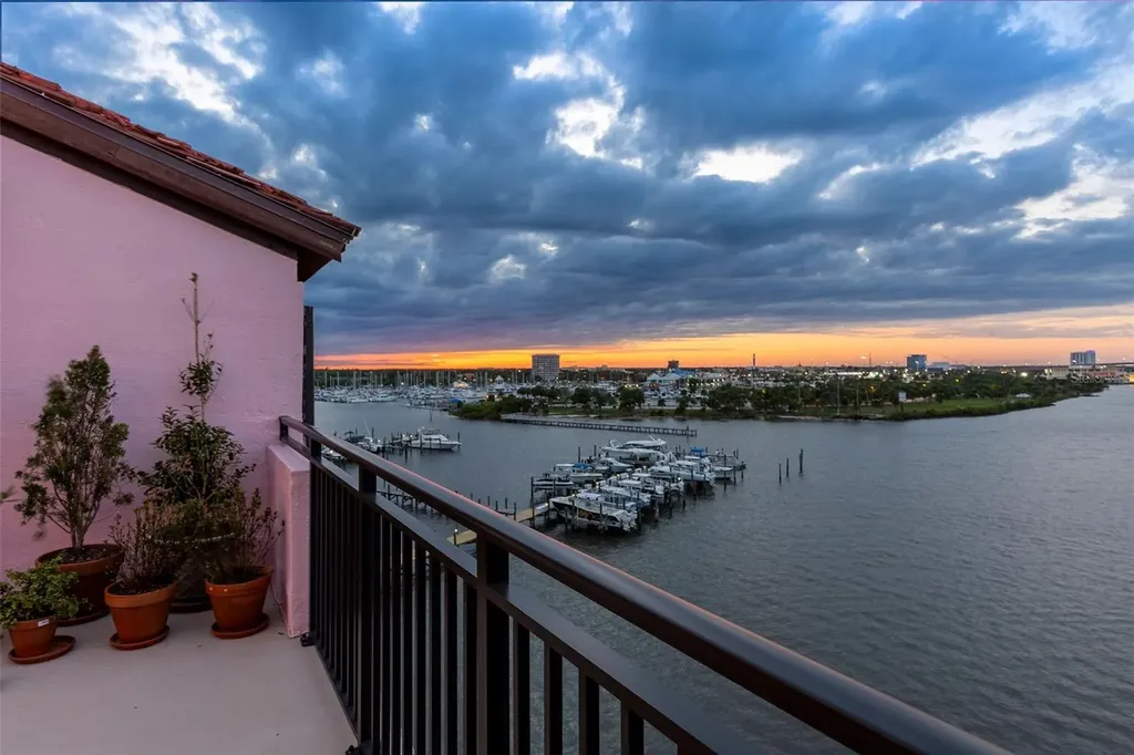 761 Marina Point Drive Daytona Beach FL 32114