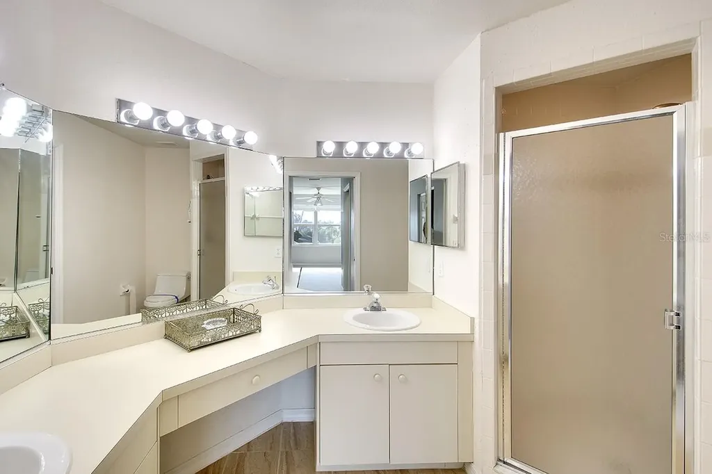 2608 Waterford Way Palmetto FL 34221