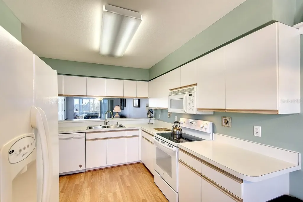 2608 Waterford Way Palmetto FL 34221