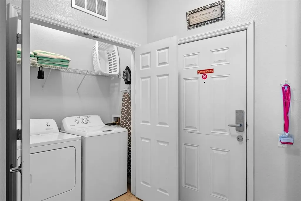 4862 Cayview Avenue Orlando FL 32819