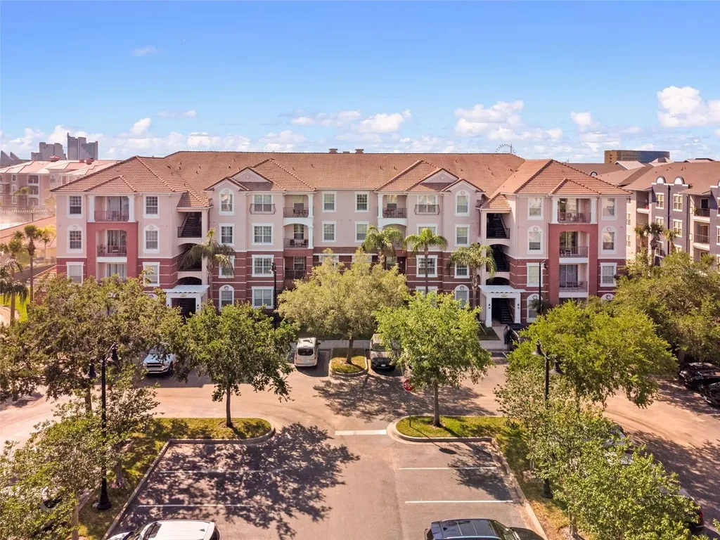 4862 Cayview Avenue Orlando FL 32819