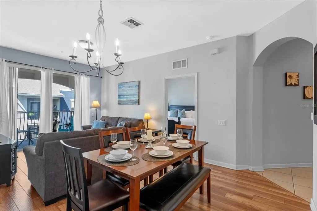 4862 Cayview Avenue Orlando FL 32819