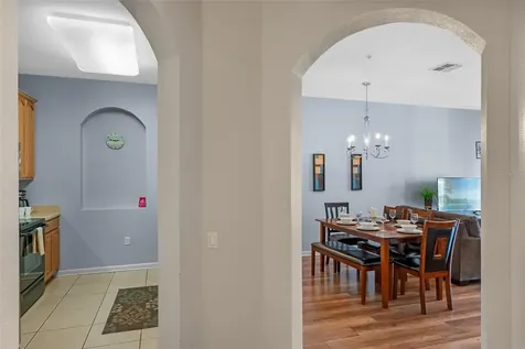 4862 Cayview Avenue Orlando FL 32819