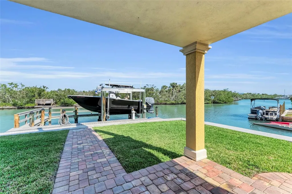 416 Casey Key Road Nokomis FL 34275