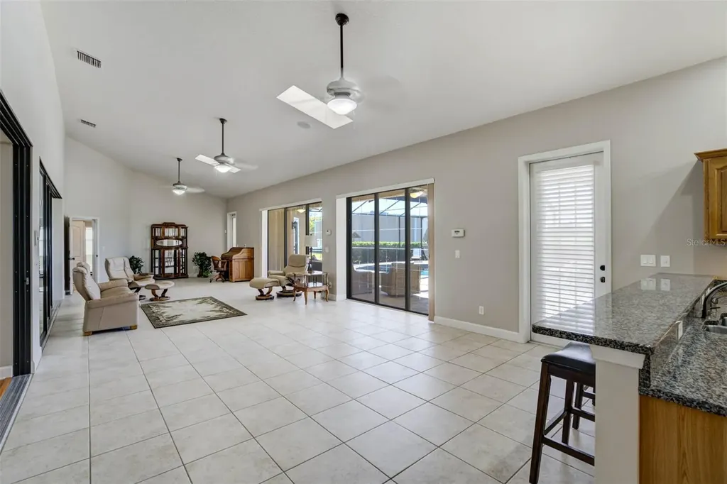 701 E 60 Highway Plant City FL 33567