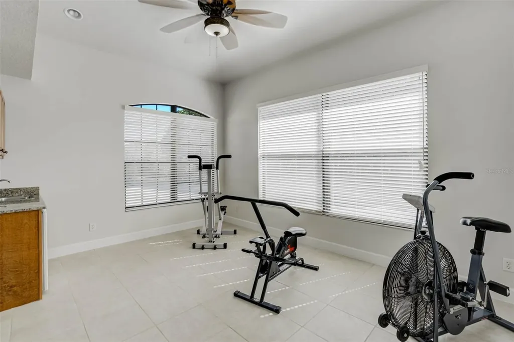 701 E 60 Highway Plant City FL 33567