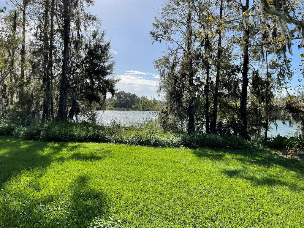 701 E 60 Highway Plant City FL 33567