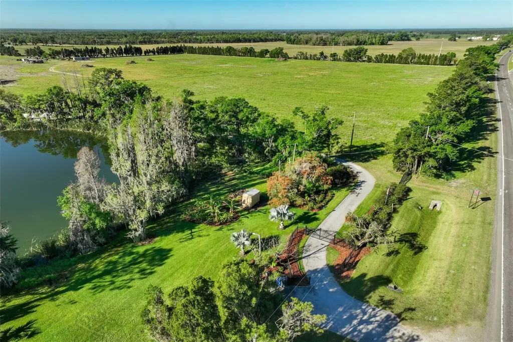 701 E 60 Highway Plant City FL 33567