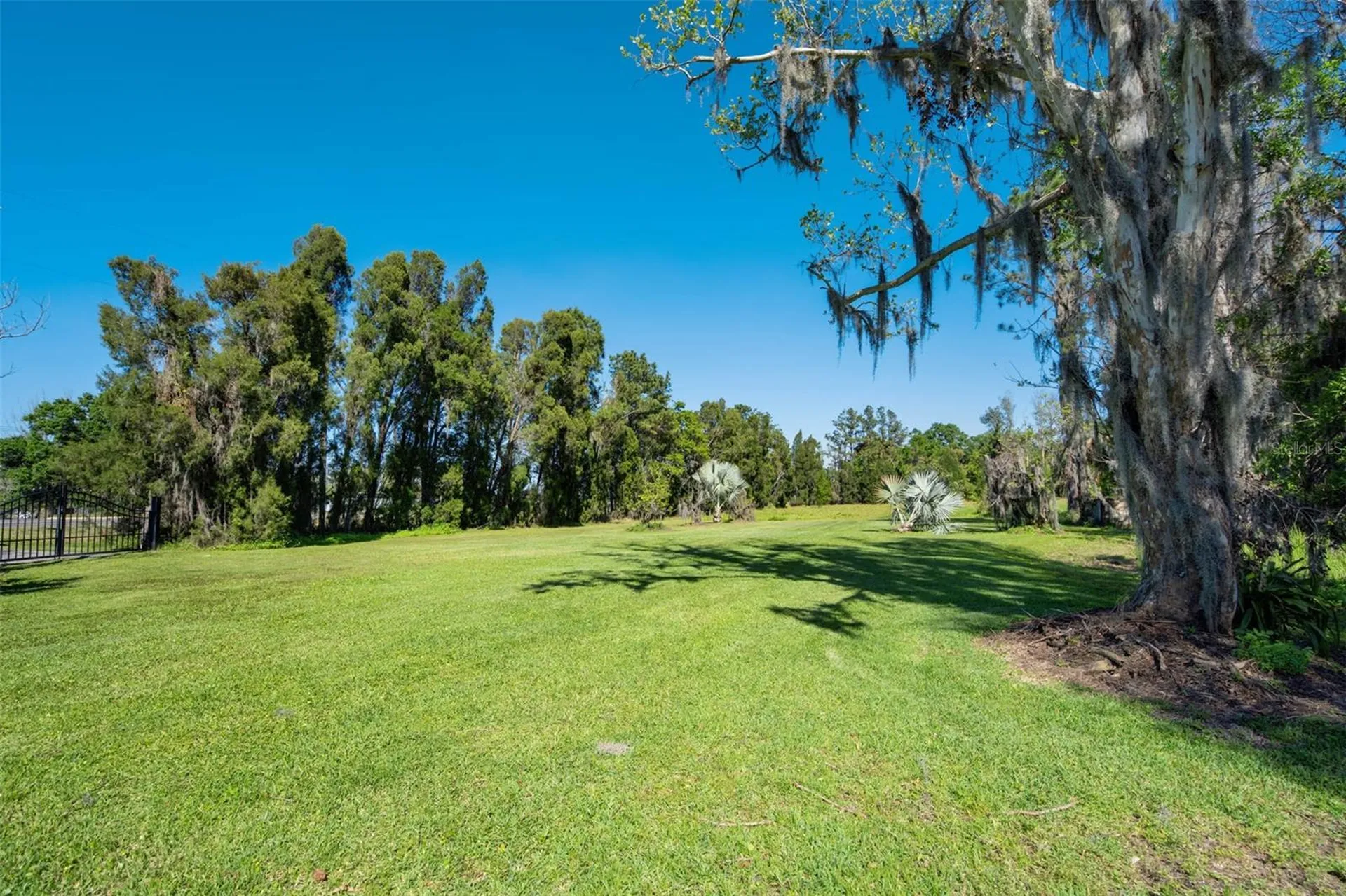 701 E 60 Highway Plant City FL 33567