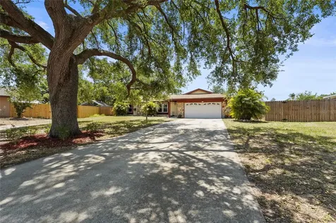 2219 Lockwood Meadows Circle Sarasota FL 34234