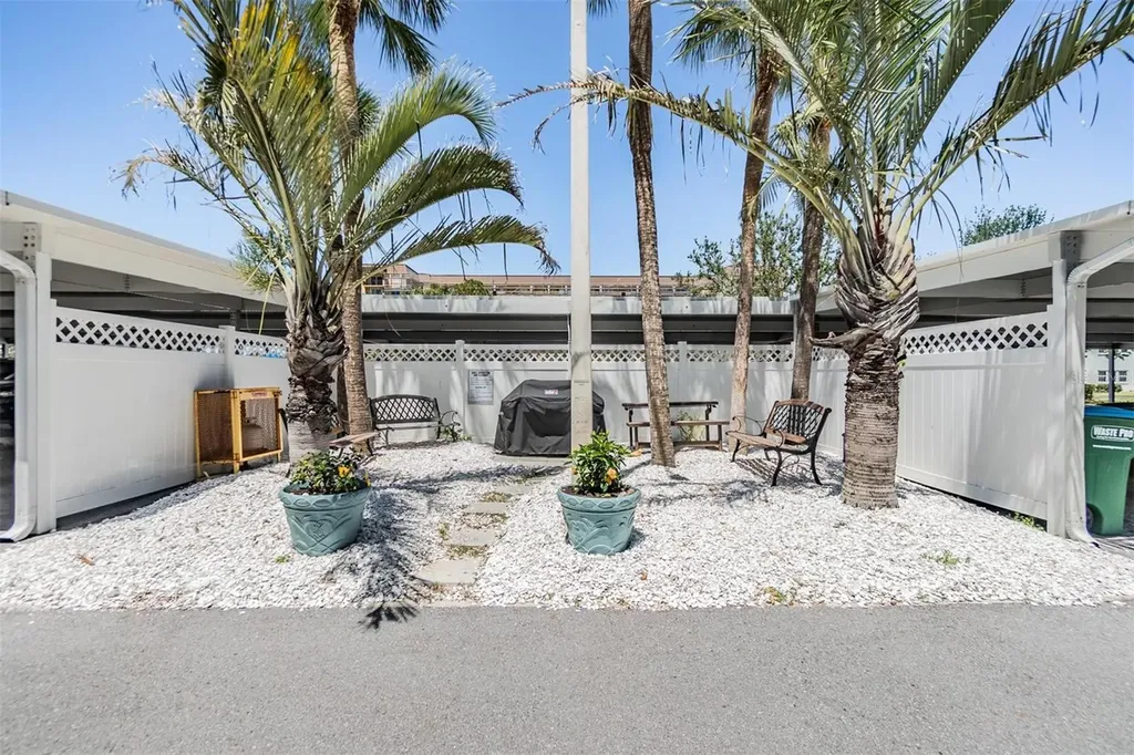 9 Forbes Place Dunedin FL 34698