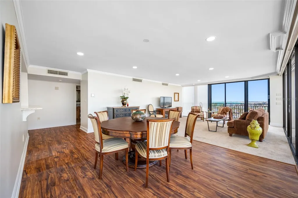 7600 Bayshore Drive Treasure Island FL 33706