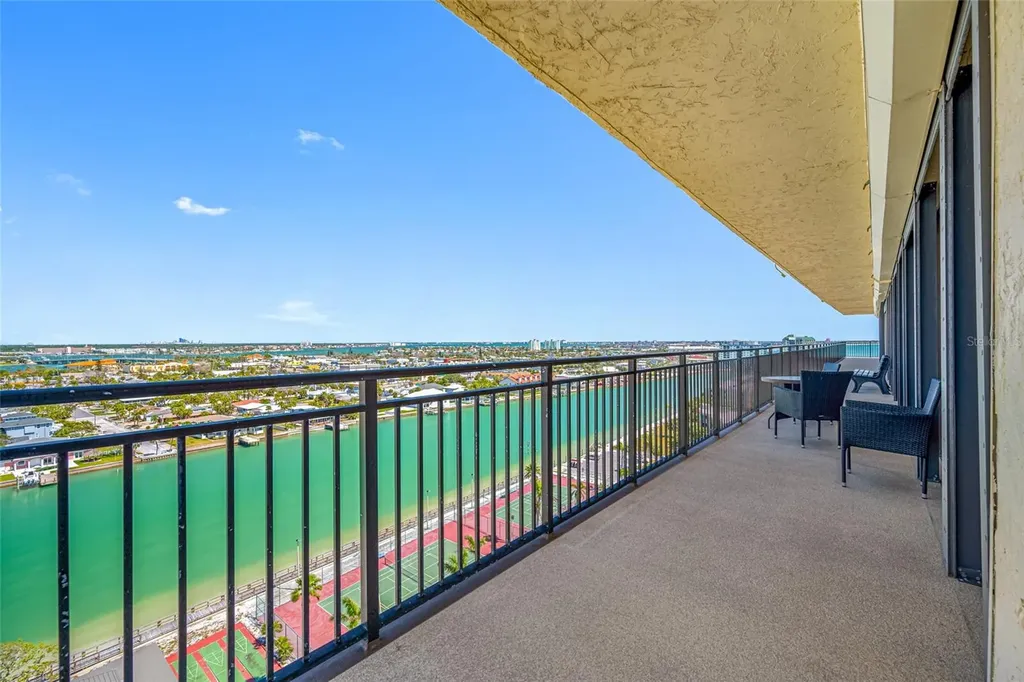 7600 Bayshore Drive Treasure Island FL 33706