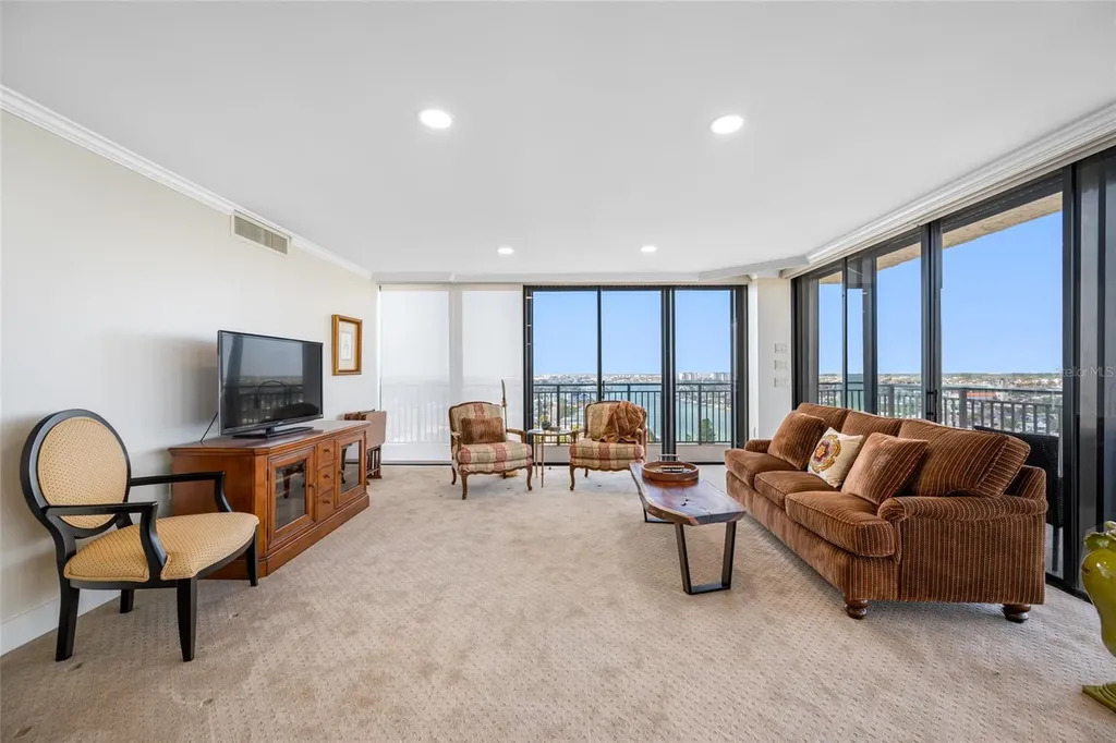 7600 Bayshore Drive Treasure Island FL 33706