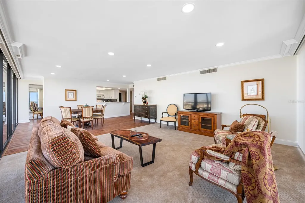 7600 Bayshore Drive Treasure Island FL 33706