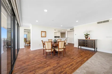 7600 Bayshore Drive Treasure Island FL 33706