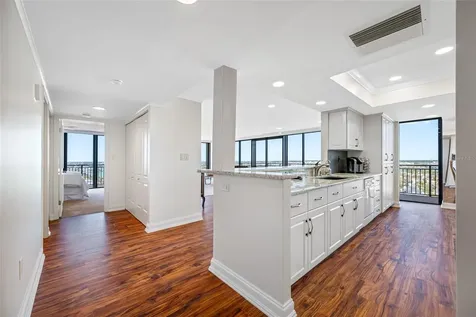 7600 Bayshore Drive Treasure Island FL 33706
